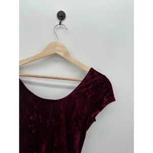 Wet Seal Womens Red Velvet Mini Dress Size S Mini Vampire Witchy Grunge NWT‎ thumbnail 4