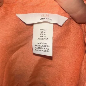 H&M orange M linen button down long sleeve top thumbnail 3