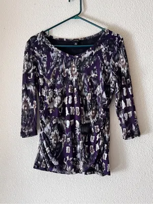 GNW Purple Abstract Print 3/4 Sleeve V-Neck Top thumbnail 2