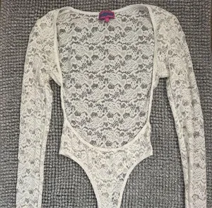 Edikted white lace long sleeve bodysuit thumbnail 1
