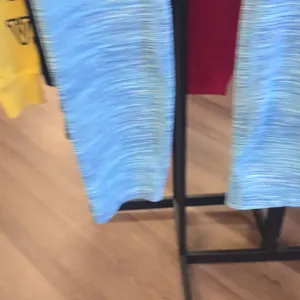 lululemon athletica Kids Blue Heathered Leggings thumbnail 5