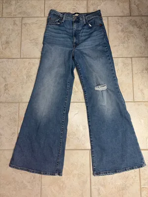 Levi “Ribcage Bell” Jeans thumbnail 1