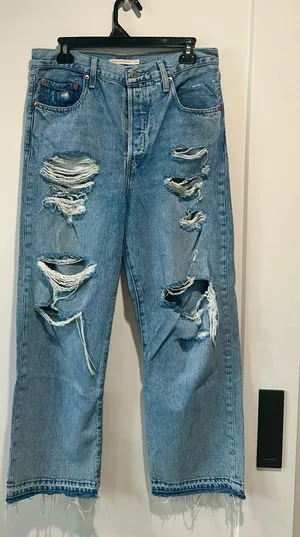 Levi’s Women’s Ribcage Jeans High-Rise Straight Leg Distressed Denim Ankle 31 thumbnail 1