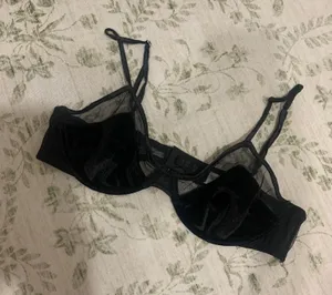 Kendall + Kylie sheer & velvet bra thumbnail 1