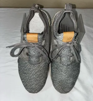 Size:8 New Balance Gray and Tan Women's Sneakers thumbnail 1