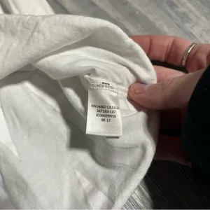 PINK White Logo T-Shirt; Medium Women’s thumbnail 7