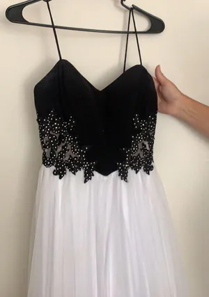Blondie Nites Black and white gown thumbnail 7