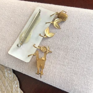 Vintage Brooch thumbnail 3