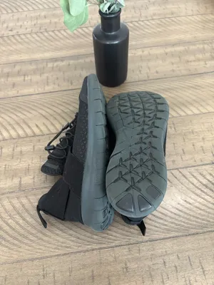 Nike sneakers thumbnail 6