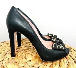 RED VALENTINO Heels Black Leather Peep Toe Pumps Gold Studded Bow Heeled Shoes thumbnail 1
