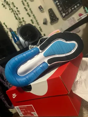 Nike Air Max 270 Shoes 6 womens thumbnail 3