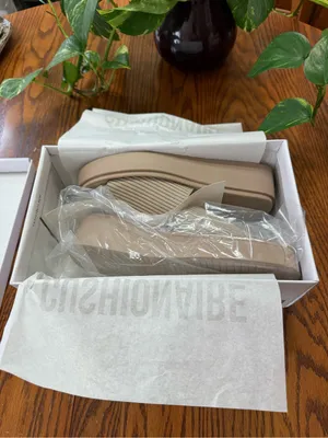 Cushionaire Taupe Weave Ribbed Platform Slide Sandals Beige Tan Size 9 New thumbnail 6