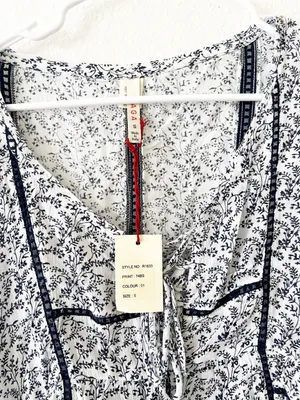 NWT Raga Boho Bell Sleeve Floral‎ Blouse Top Small Blue White Anthro thumbnail 4