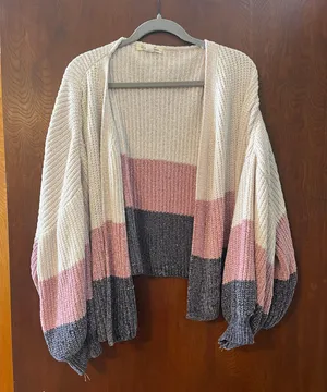 Vine & Love Cropped Cardigan thumbnail 1