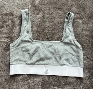 Gap Sports Bra thumbnail 1