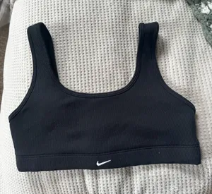 Nike Sports Bra thumbnail 1