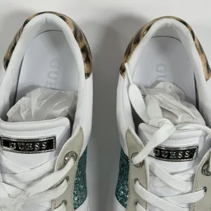 GUESS Size-11M Loven 3 Low Profile Sneaker White Ocean Leopard thumbnail 8