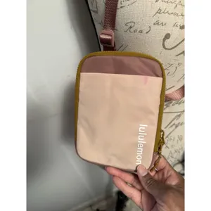 Lululemon‎ Easy Access Crossbody One Size thumbnail 3