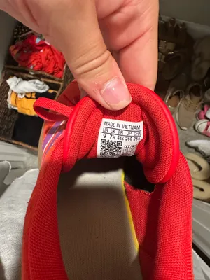Adidas Women’s Shoes 9  thumbnail 6