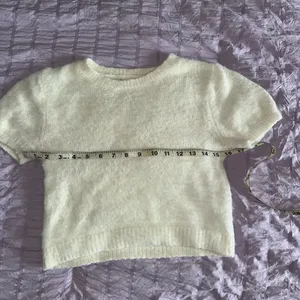 Garage Fuzzy Short-Sleeve Knit Sweater – Size P/S – NWOT thumbnail 7