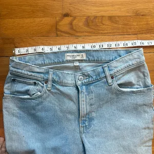 ABERCROMBIE & FITCH‎ 90s Low Rise Curve Love Light Wash Denim Jeans size 30 thumbnail 3