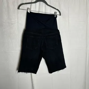 Isabel Maternity Raw Hem Full Belly Panel Dark Wash Bermuda‎ Jean Shorts Size 2 thumbnail 2