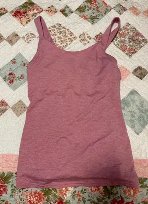 Alo Yoga Tank Top thumbnail 1