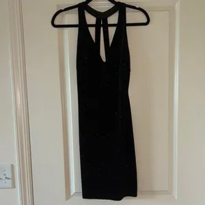 Elegant Black Open thumbnail 3