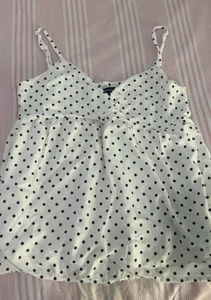 Brandy Melville Top thumbnail 1
