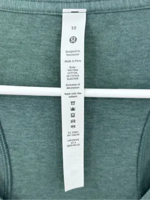 lululemon athletica Women's V-Neck Top in Heathered Teal thumbnail 2