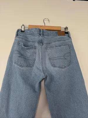 American Eagle  super High -rise Ankle Straight Blue Jeans EUC thumbnail 3