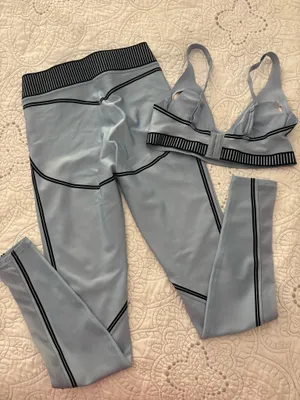 Alo Airlift Leggings Set Yoga Bra thumbnail 2
