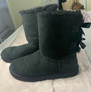 UGG Bailey Bow II Black Two Back Bow Size 9 Boots Australia Sheepskin Lined thumbnail 1