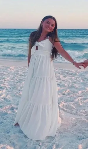 Boutique White Maxi Dress thumbnail 2