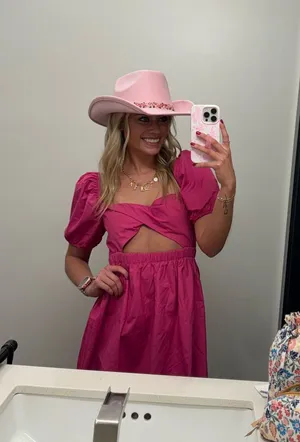 Pink mini dress Size XS thumbnail 1
