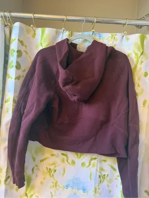 Lululemon 1/2 Zip scuba - M/L - maroon with gold details thumbnail 4