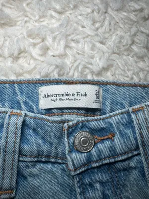 Abercrombie jeans thumbnail 3