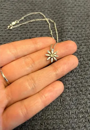 Woman stealing silver 925 necklace beautiful flower shape thumbnail 1