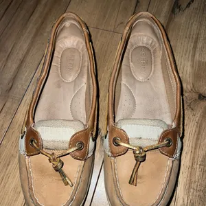 sperry boat shoes thumbnail 2