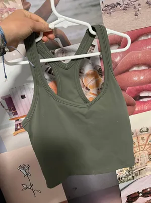 Green Athletic Tank Top thumbnail 1