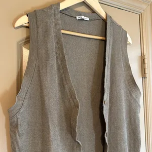 Zara Ribbed Cardigan Sweater Vest Large thumbnail 2
