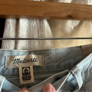 Madewell Perfect Vintage Straight Jeans Pearse‎ Wash Destructed NWT Size 25 (0) thumbnail 4