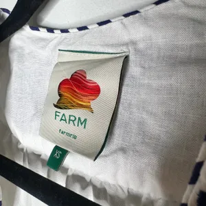 Farm Rio Embroidered Linen Romper Size XS thumbnail 9