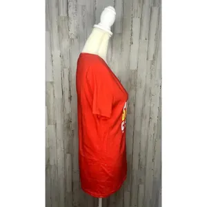 NWT Kansas City Chiefs Womens Large Red Super Bowl LVII Champions V-Neck T-Shirt thumbnail 2