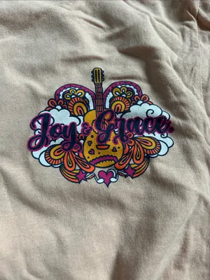 Light Pink Short Sleeve Graphic Tee Size M thumbnail 3