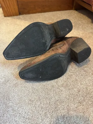 Ariat Scarlet cowboy ankle boot- discontinued thumbnail 5