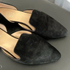 Franco Sarto black velvet cutout ballet flats thumbnail 2