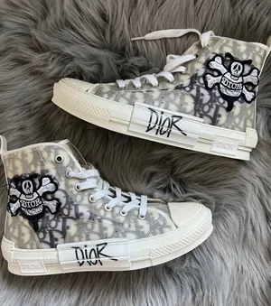 EUC Fashion White and Gray High-Top Sneakers with Black Skull Patch sz 9/39 thumbnail 1