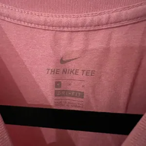 Nike Tshirt thumbnail 2