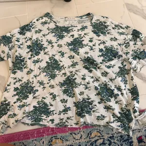 Free people floral tee thumbnail 1